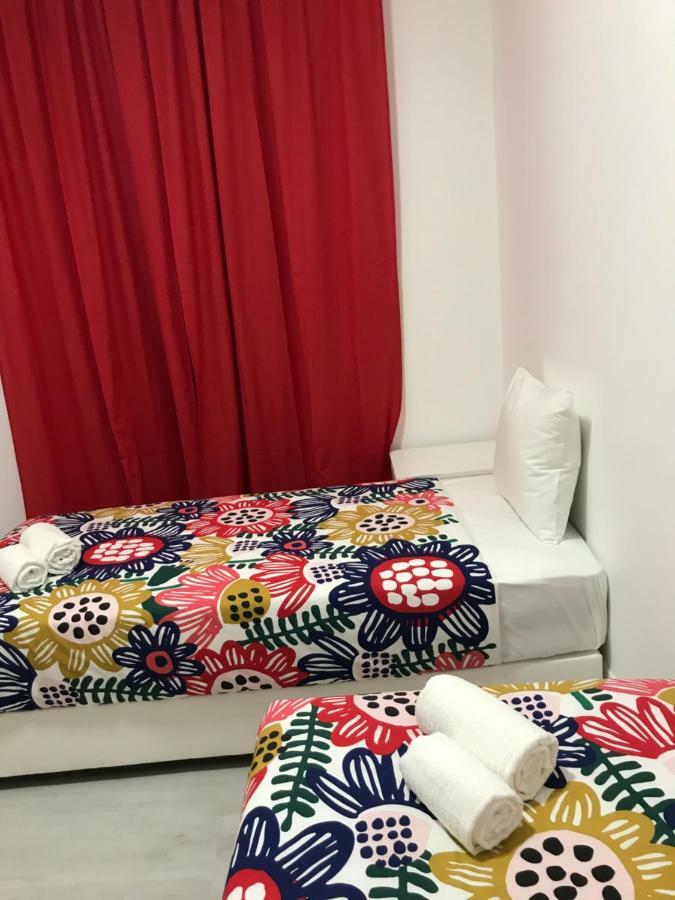 Charming Episode Hostel Lisbon Exterior photo